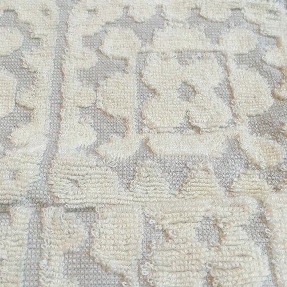 3 Wild Sage Crochet 100% Cotton 16"x26" HAND Towels in White on Microchip Gray - Picture 2 of 9